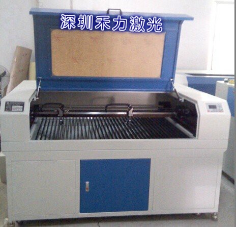 �����������̙C